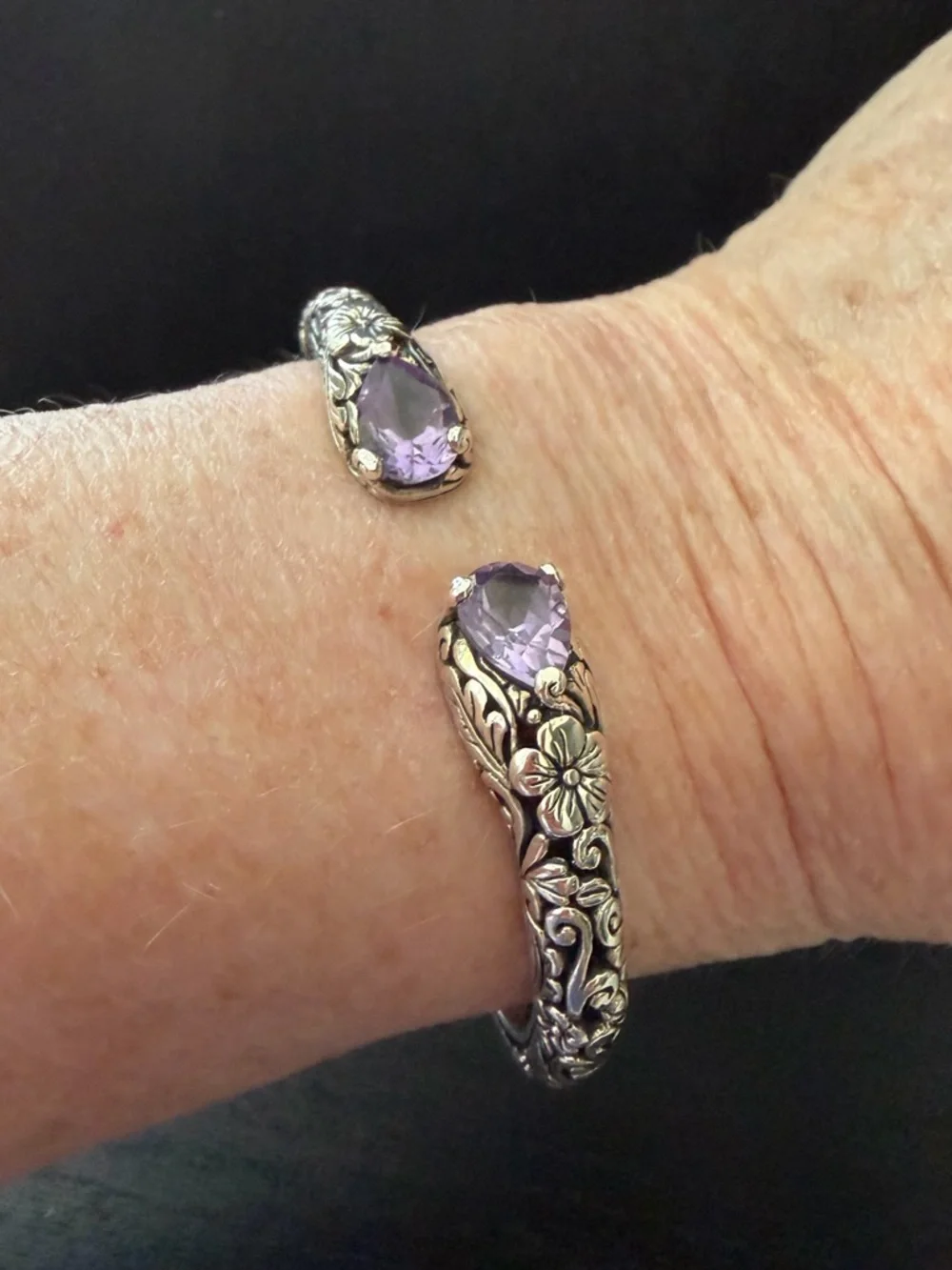 Annika Witt Bali Ati ID Sterling Silver Amethyst Bracelet - Picture 2 of 4